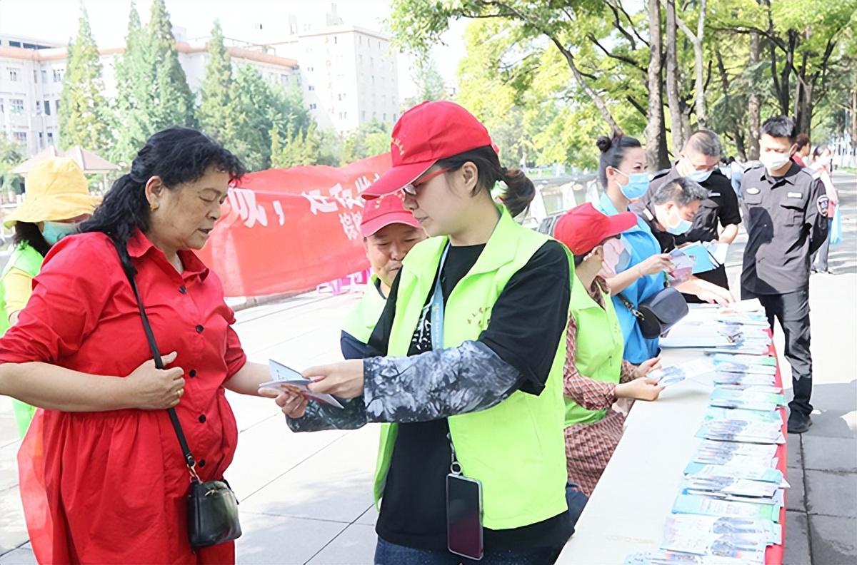 广济街道交通全面升级，居民出行更便捷，最新交通新闻速递