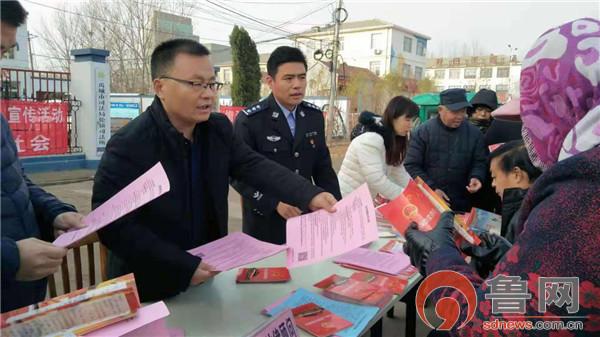 伦镇镇领导团队引领地方发展迈向新高度